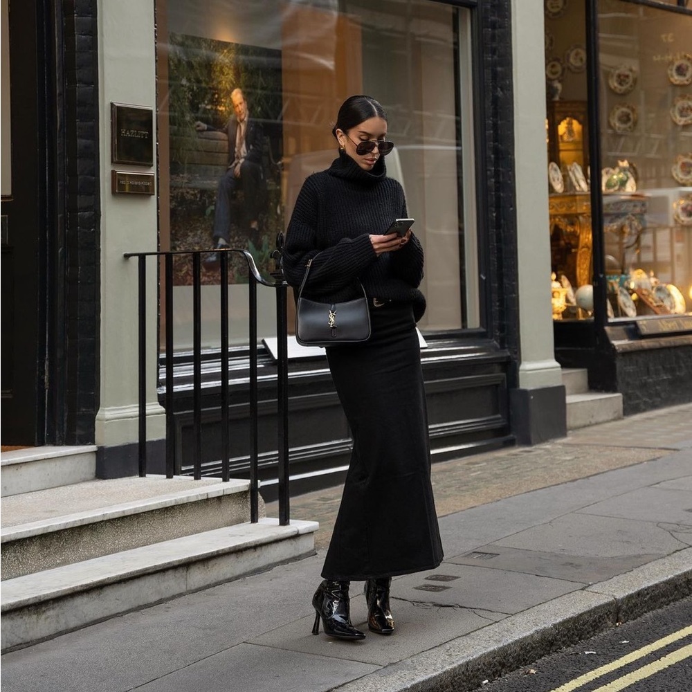 NWT Zara Wool Blend Skirt Limited Edition Black SZ S